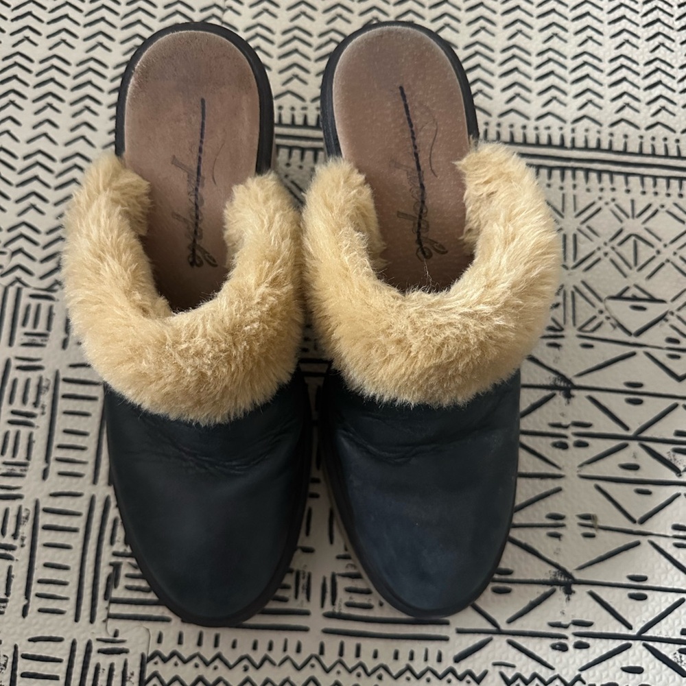 Free people platform mules
